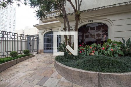 Entrada de apartamento à venda com 3 quartos, 110m² em Perdizes, São Paulo