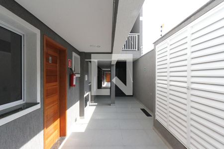 Hall de apartamento para alugar com 2 quartos, 36m² em Vila Carrão, São Paulo