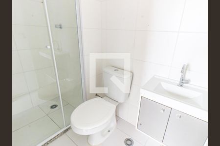 Banheiro de apartamento para alugar com 2 quartos, 33m² em Brás, São Paulo