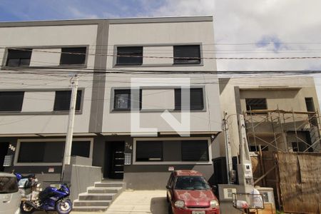 Fachada de apartamento para alugar com 1 quarto, 31m² em Jardim Algarve, Alvorada