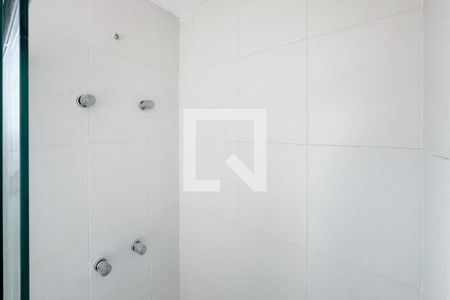 Banheiro de kitnet/studio para alugar com 1 quarto, 32m² em Cambuci, São Paulo