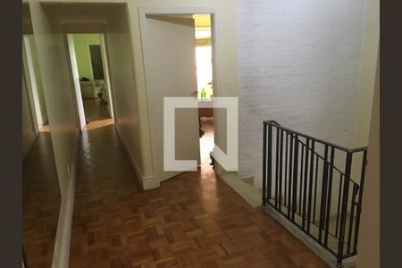 Casa à venda com 4 quartos, 286m² em Vila Mariana, São Paulo