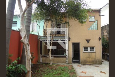 Casa à venda com 3 quartos, 271m² em Vila Mariana, São Paulo