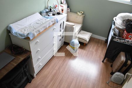 Quarto 2 de apartamento para alugar com 2 quartos, 50m² em Santa Cândida, Curitiba