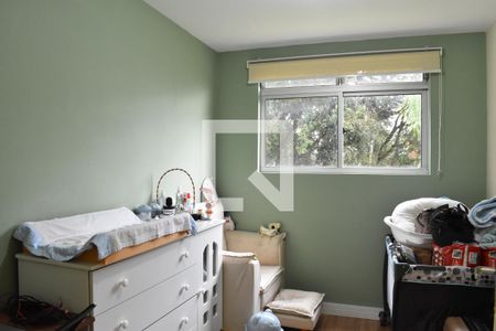 Quarto 2 de apartamento para alugar com 2 quartos, 50m² em Santa Cândida, Curitiba