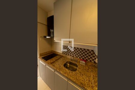 Cozinha de kitnet/studio à venda com 1 quarto, 42m² em Empresarial 18 do Forte, Barueri