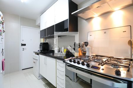 Cozinha de apartamento à venda com 3 quartos, 119m² em Pompeia, São Paulo