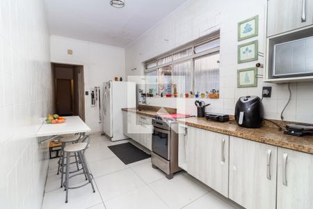 Cozinha de casa à venda com 4 quartos, 100m² em Vila Romana, São Paulo