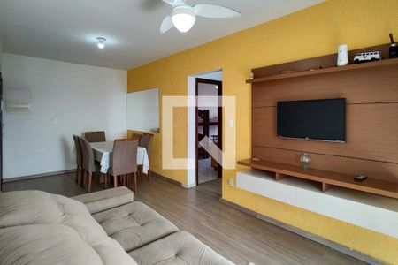 Sala de apartamento para alugar com 2 quartos, 70m² em Maracanã, Praia Grande