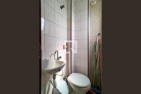 Área de Serviço de apartamento para alugar com 2 quartos, 70m² em Maracanã, Praia Grande