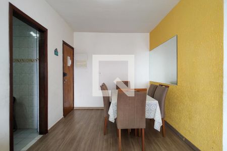 Sala de apartamento para alugar com 2 quartos, 70m² em Maracanã, Praia Grande