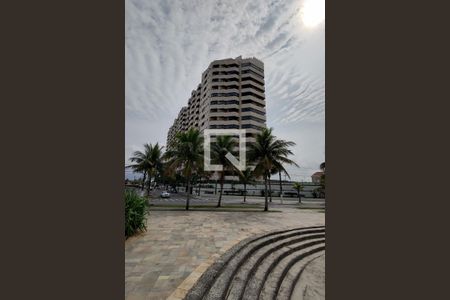Fachada do Prédio de apartamento para alugar com 2 quartos, 70m² em Maracanã, Praia Grande