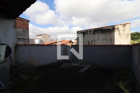 Quintal de casa à venda com 5 quartos, 255m² em Parque Marajoara, Santo André