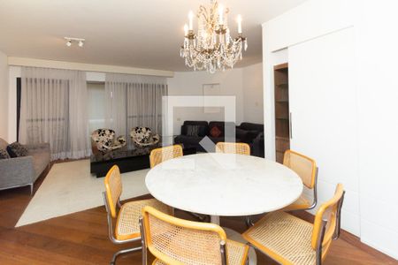 Sala de apartamento à venda com 4 quartos, 142m² em Itaim Bibi, São Paulo