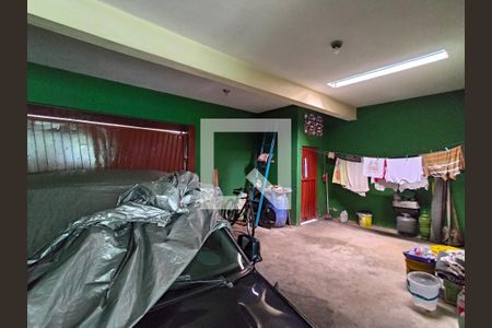 Garagem de casa para alugar com 1 quarto, 250m² em Jardim Saporito, Taboão da Serra