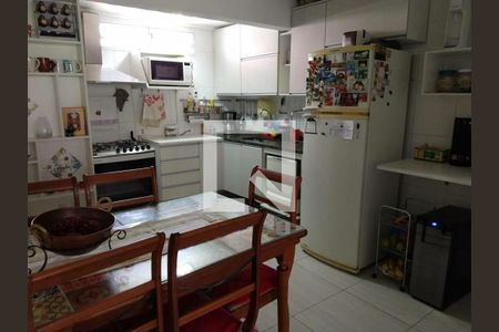 Casa de Condomínio à venda com 3 quartos, 150m² em Socorro, São Paulo