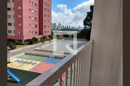 Casa de Condomínio à venda com 3 quartos, 150m² em Socorro, São Paulo