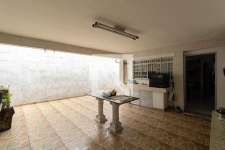 Área comum Quintal de casa à venda com 2 quartos, 300m² em Vila Constanca, São Paulo