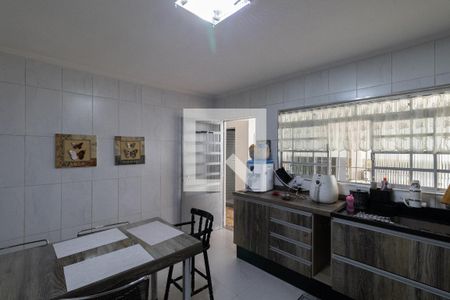 Cozinha de casa à venda com 2 quartos, 300m² em Vila Constanca, São Paulo