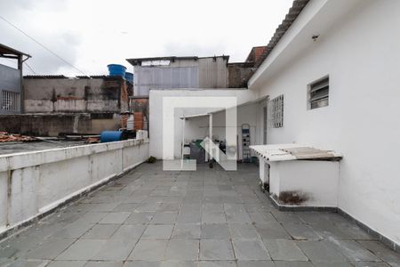Varanda de casa à venda com 2 quartos, 300m² em Vila Constanca, São Paulo