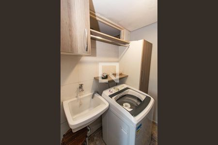 Casa 2 Área de Serviço de apartamento à venda com 6 quartos, 200m² em Jardim da Gloria, São Paulo