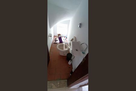 Lavabo de casa à venda com 2 quartos, 180m² em Jardim Monte Kemel, São Paulo