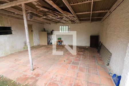 Garagem de casa à venda com 2 quartos, 100m² em Ipanema, Porto Alegre