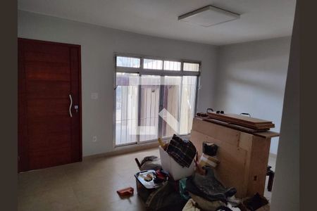 Casa à venda com 3 quartos, 200m² em Mirandópolis, São Paulo