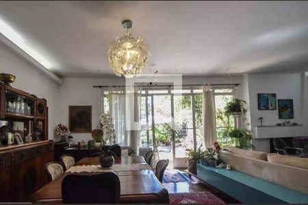 Casa à venda com 5 quartos, 370m² em Brooklin, São Paulo