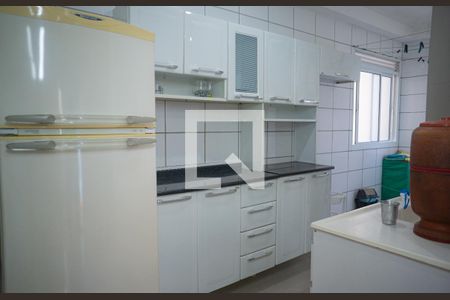 Cozinha de apartamento para alugar com 2 quartos, 50m² em Jardim Helena, Cotia
