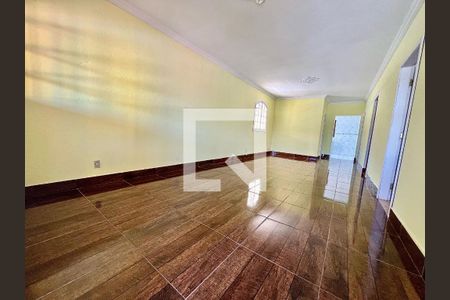 Sala de casa para alugar com 3 quartos, 180m² em Europa, Belo Horizonte