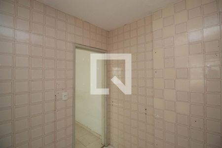 Cozinha de apartamento para alugar com 2 quartos, 47m² em Vila Mazzei, São Paulo