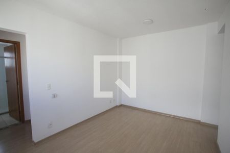 Sala de apartamento para alugar com 2 quartos, 50m² em Taquara, Rio de Janeiro