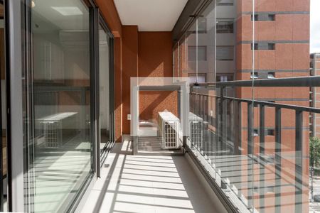 Varanda de kitnet/studio à venda com 1 quarto, 29m² em Santo Amaro, São Paulo