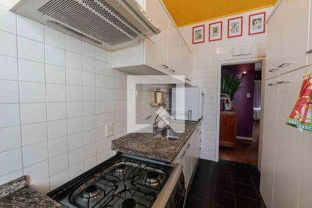 Cozinha de apartamento para alugar com 2 quartos, 100m² em Bela Vista, São Paulo