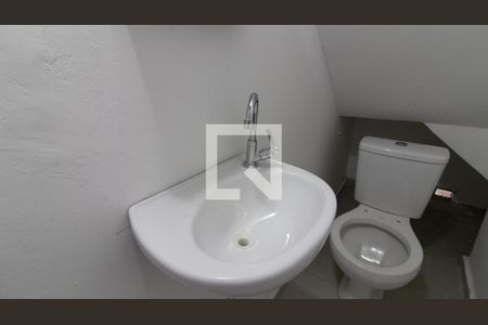 Lavabo de casa para alugar com 2 quartos, 97m² em Vila Libanesa, São Paulo