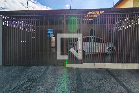 Quintal - Garagem de casa à venda com 4 quartos, 350m² em Jardim São Vicente, Campinas