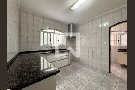 Cozinha de casa para alugar com 3 quartos, 165m² em Jardim Las Vegas, Santo André
