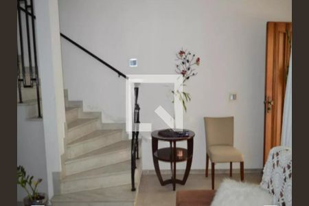 Casa à venda com 4 quartos, 450m² em Vila Monumento, São Paulo