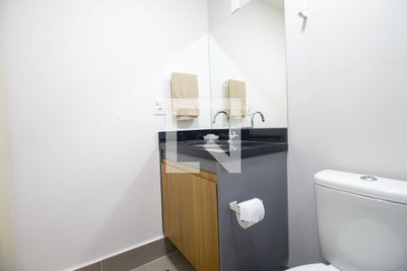 Banheiro de apartamento para alugar com 1 quarto, 24m² em Vila Cordeiro, São Paulo