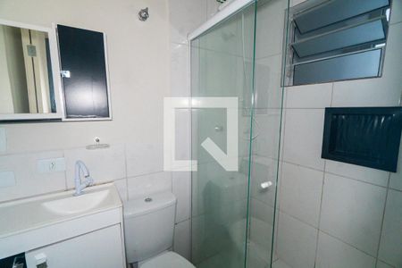 Banheiro de kitnet/studio para alugar com 1 quarto, 29m² em Vila Santa Catarina, São Paulo