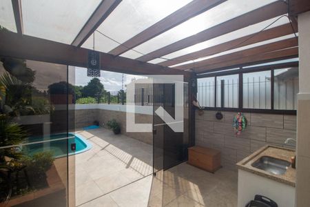 Casa à venda com 192m², 4 quartos e 1 vagaÁrea comum - Piscina