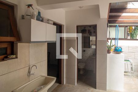 Casa à venda com 192m², 4 quartos e 1 vagaÁrea de Serviço
