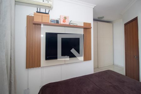 Casa à venda com 192m², 4 quartos e 1 vagaSuíte