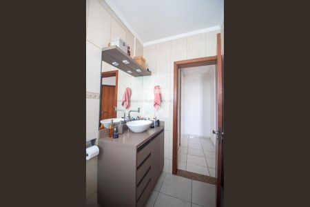 Casa à venda com 192m², 4 quartos e 1 vagaBanheiro da Suíte