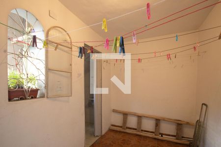 Área de Serviço 2 de casa à venda com 4 quartos, 255m² em Bortolândia, São Paulo