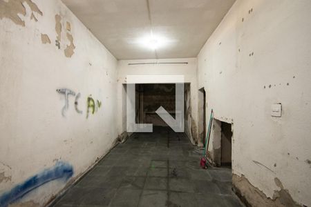 Garagem de casa à venda com 4 quartos, 255m² em Bortolândia, São Paulo