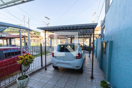 Garagem de casa à venda com 2 quartos, 80m² em Aberta dos Morros, Porto Alegre