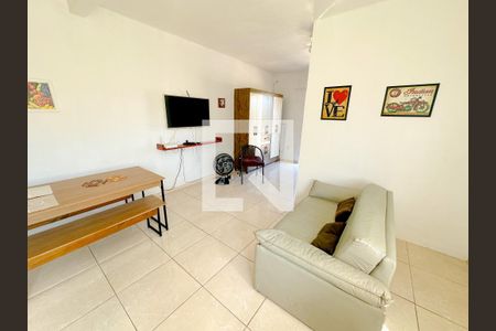 Sala de TV de apartamento para alugar com 1 quarto, 40m² em Ingleses do Rio Vermelho, Florianópolis