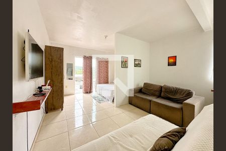 Sala de TV de apartamento para alugar com 1 quarto, 40m² em Ingleses do Rio Vermelho, Florianópolis